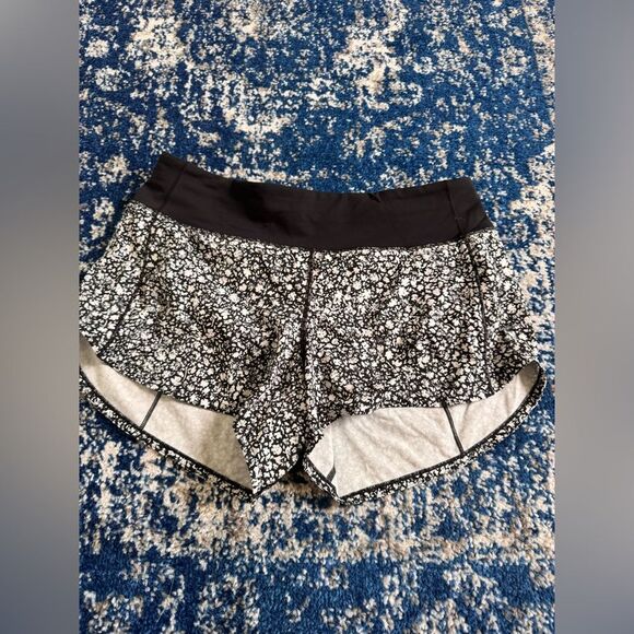 Lululemon Speed Up Shorts, Size 8, Black and Floral - Picture 2 of 7